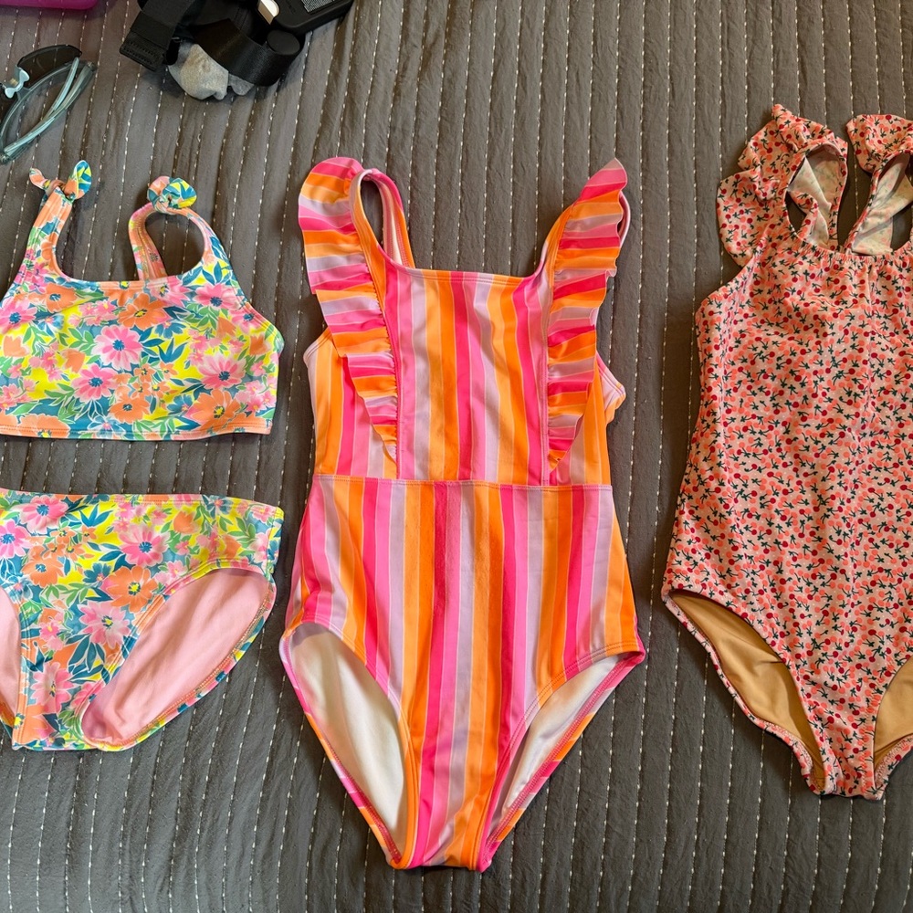 Girls sz 10 swimsuit bundle